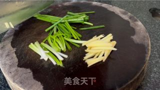 鲈鱼豆腐煲的做法步调：3