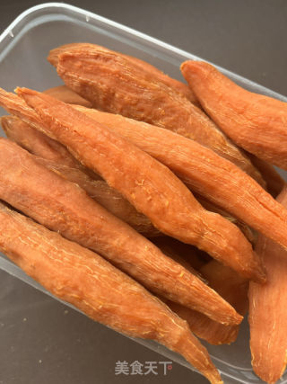三蒸三晒蜜薯干的做法步调：9