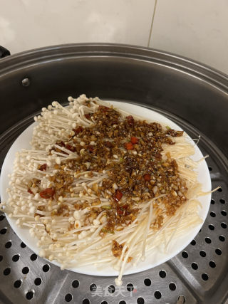 蒜蓉金针菇的做法步调：9