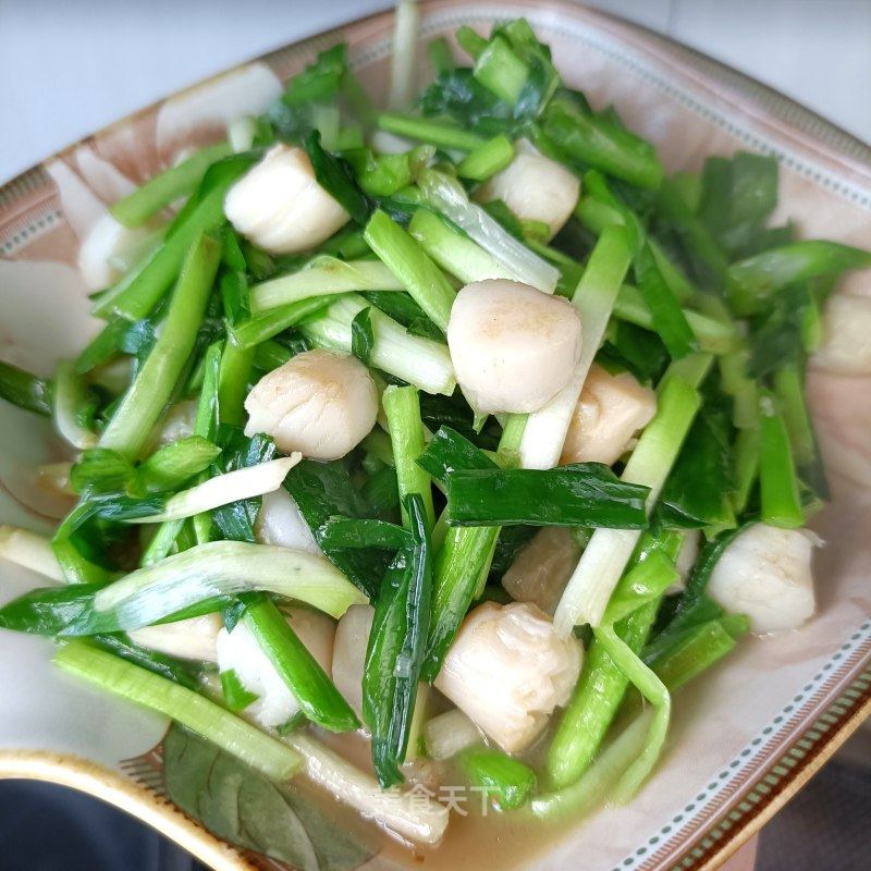 韭菜炒陈贝的做法