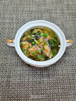 酸菜鳗鱼煲的做法步调：17