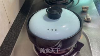 酸菜鳗鱼煲的做法步调：14