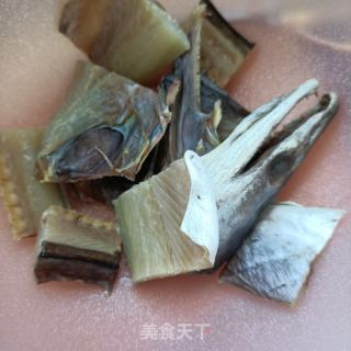 利剑菜蒸鳗鱼干的做法步调：2