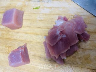 莴笋火煮肉片的做法步调：3