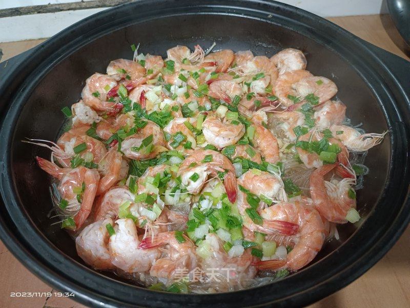 蒜蓉金针菇粉丝陈虾煲的做法