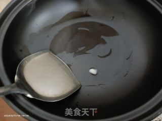 蒜蓉金针菇粉丝陈虾煲的做法步调：9