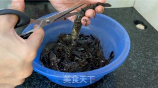 芥终虾的做法步调：1