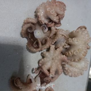 韭菜梗炒八爪鱼的做法步调：5