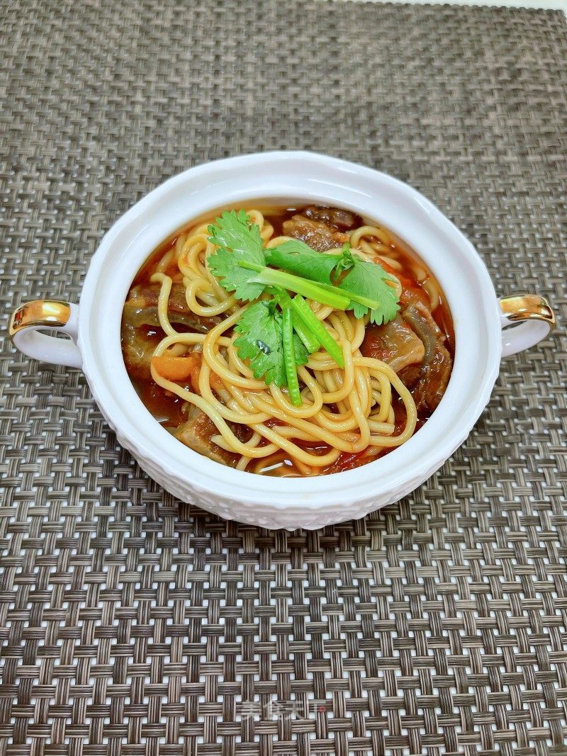 番茄牛腩焖里的做法