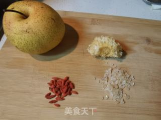 雪梨银耳白枣羹的做法步调：1