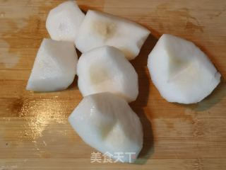 雪梨银耳白枣羹的做法步调：3