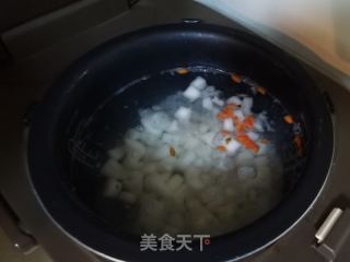 雪梨银耳白枣羹的做法步调：5