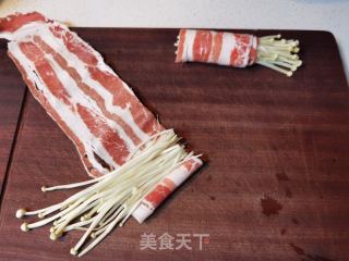 喷鼻烤肥牛金针菇的做法步调：2