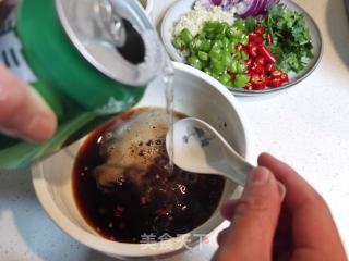 柠檬泡椒无骨鸡爪的做法步调：15