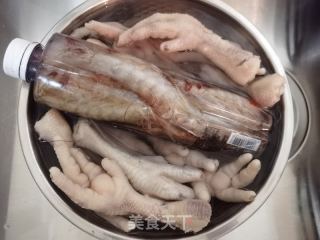 柠檬泡椒无骨鸡爪的做法步调：9