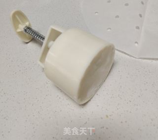 山药泥月饼的做法步调：4