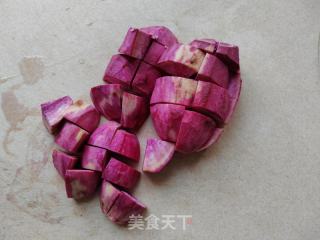 乌燕麦紫薯粥的做法步调：1