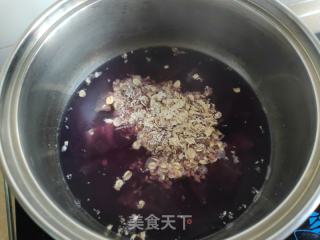 乌燕麦紫薯粥的做法步调：3