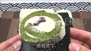 椰喷鼻抹茶瑞士卷，脚把脚教您做蛋糕卷，清爽抹茶喷鼻取椰喷鼻融合。的做法步调：39