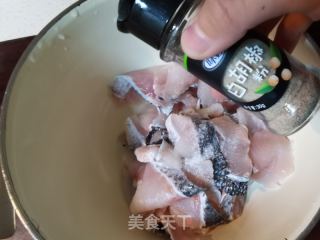 椒盐火煮鱼的做法步调：20