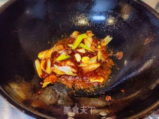 椒盐火煮鱼的做法步调：31