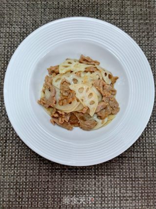 莲藕炒肉片的做法步调：10