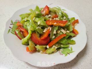 白椒炒苦瓜的做法步调：6