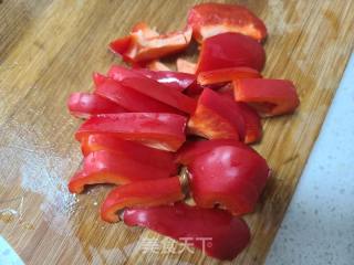 白椒炒苦瓜的做法步调：3