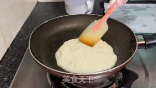 洋葱肉馅收里饼的做法步调：13