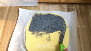 乌芝麻糊千层司康，金黄酥坚，层层叠叠，苦度适中，恰如其分。的做法步调：10