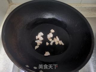 白烧黄花鱼的做法步调：7