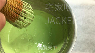 乌金抹茶卷，奶油喷鼻醇取抹茶苦苦融合正在一同，带去的美好心感。的做法步调：19