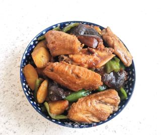 鸡翅烧土豆的做法步调：16