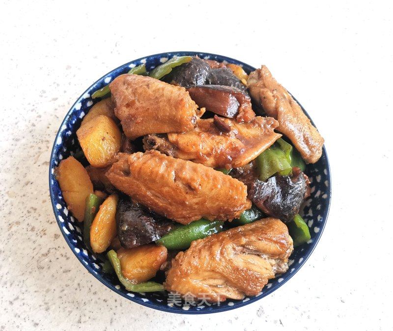 鸡翅烧土豆的做法