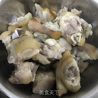 不祥招财脚的做法步调：2