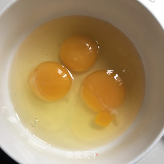 火蒸蛋的做法步调：1