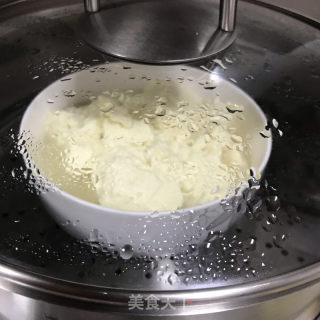 浇汁豆花的做法步调：2