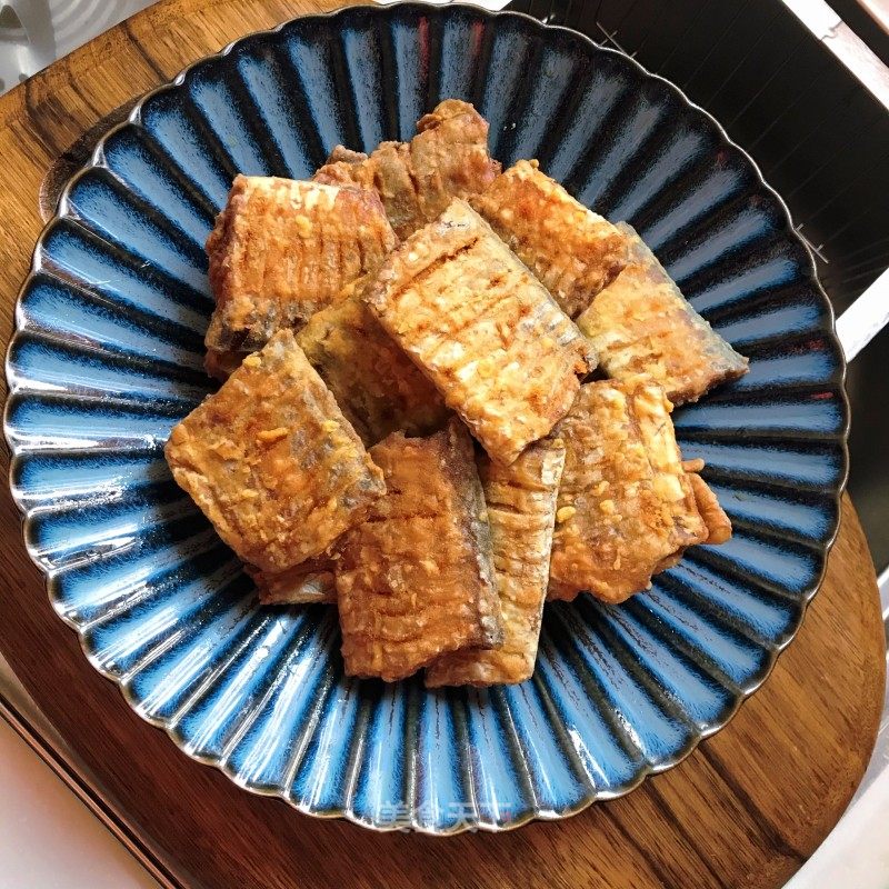 干炸带鱼的做法