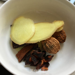 糖醋排骨的做法步调：3