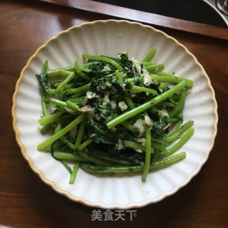 蒜泥炒茼蒿的做法步调：8