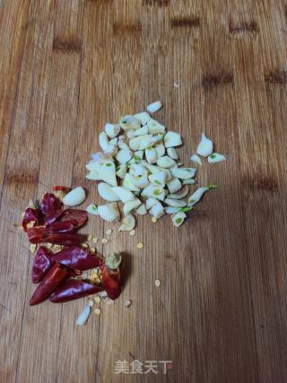 天黄叶炒干豆皮的做法步调：5