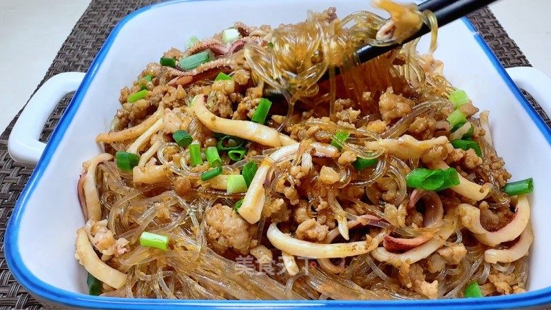 肉沫干鱿鱼炒粉丝的做法