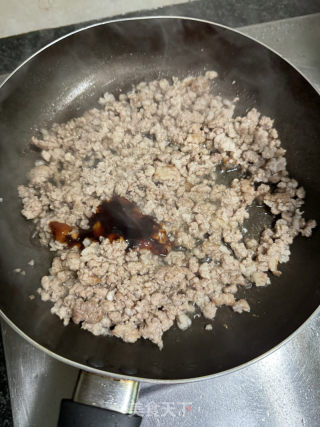 肉沫干鱿鱼炒粉丝的做法步调：5