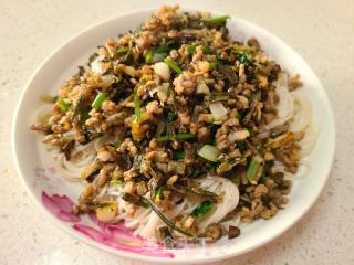 干豆角肉沫捞里的做法步调：11