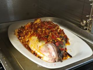 剁椒鱼头的做法步调：13