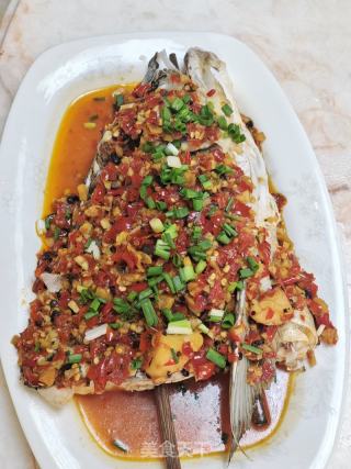 剁椒鱼头的做法步调：14