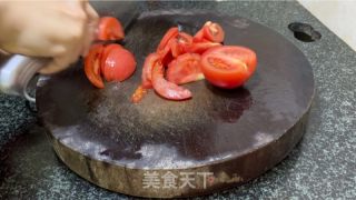 番茄炒鸡蛋牛肉的做法步调：4