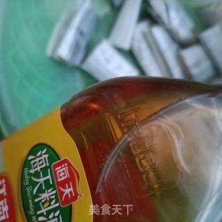 玉米里煎带鱼的做法步调：2