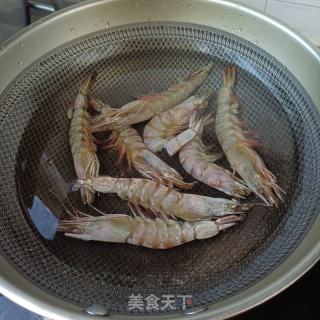 玉米陈虾沙推的做法步调：1