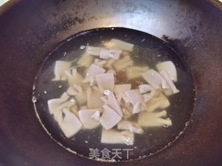 贡菜拌金针菇的做法步调：4